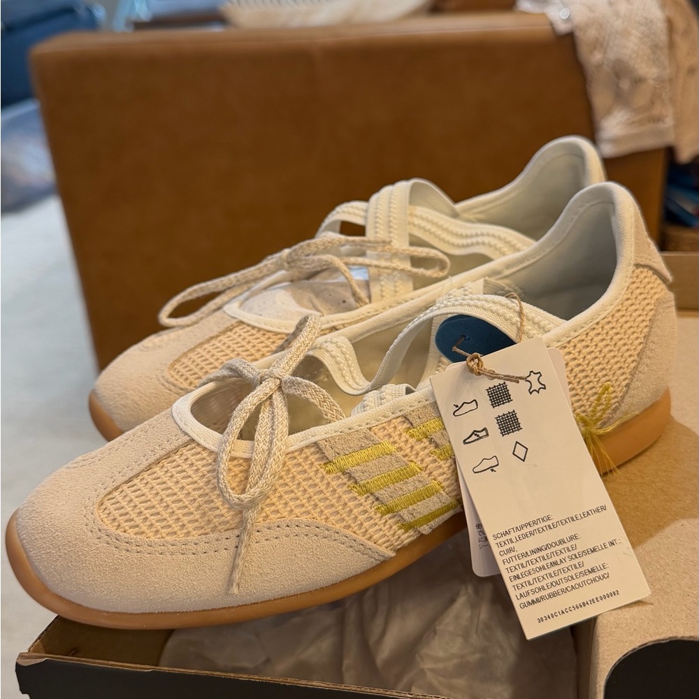 Adidas Barreda Mary Jane Sneaker